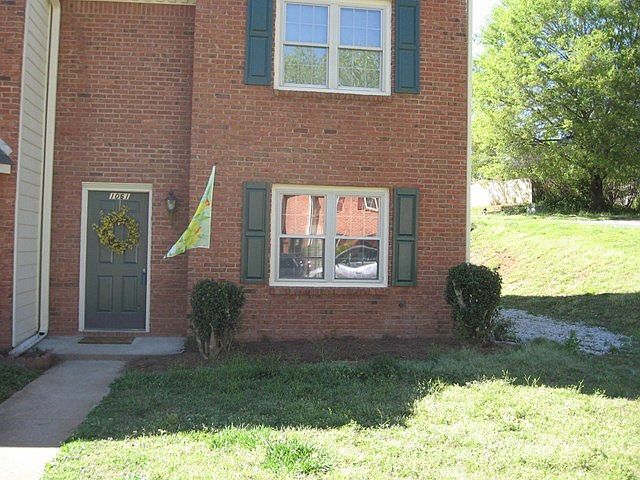 1st image of 1061 Westfield Trce SE