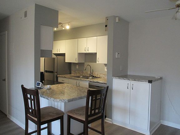 4th image of 5903L Kingsford Rd