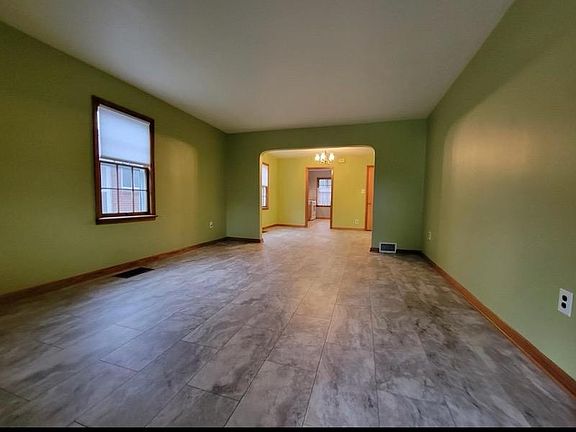 4th image of 533 Clark Ave #533