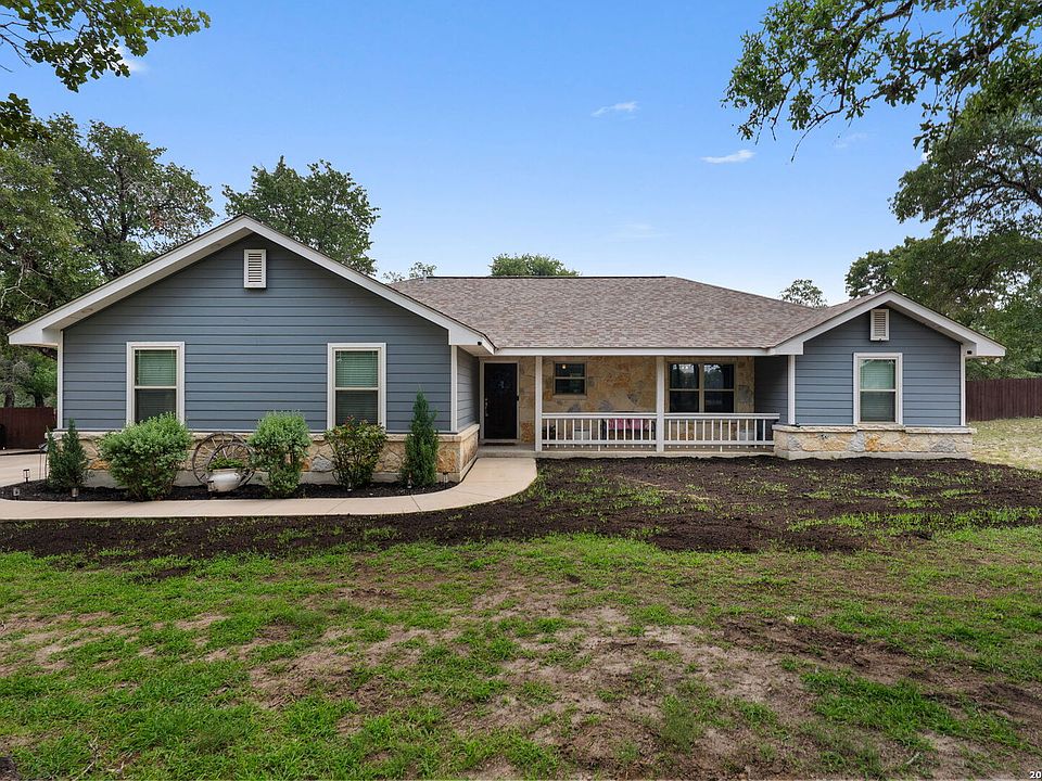 1st image of 197 CIBOLO RIDGE DR