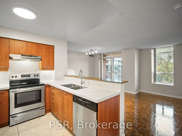 515 Rosewell Ave #110 — Photo 2