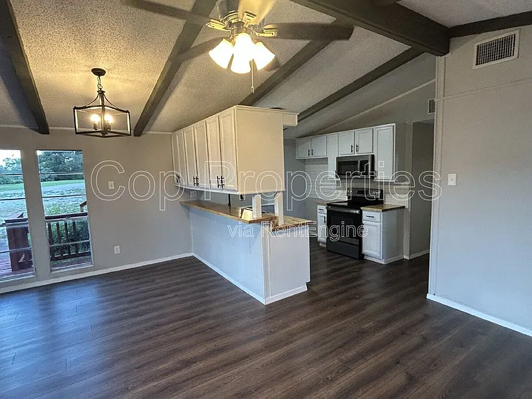 537 Tamarack Dr — Photo 11