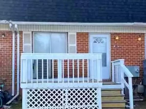 211 Columbine Ct