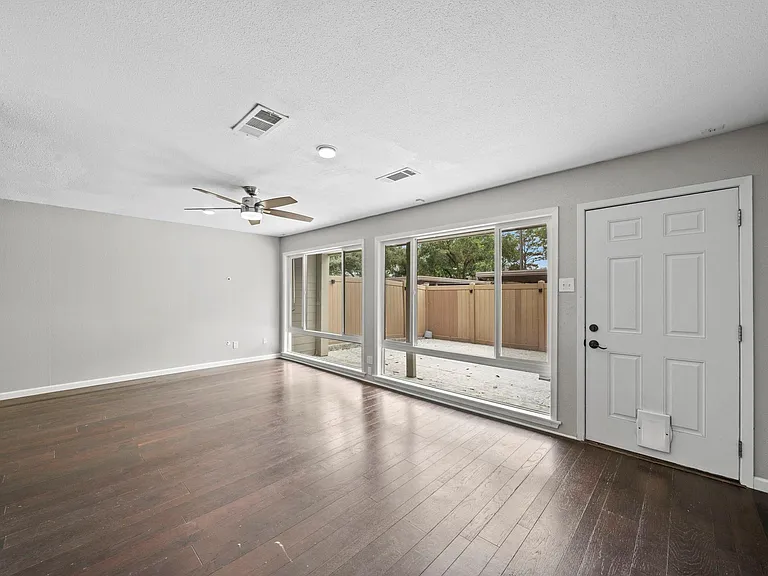 2303 Briarwest Blvd #2303 — Photo 10
