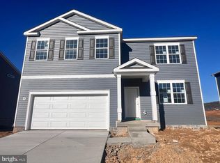 322 Toulouse Ln, Martinsburg, WV 25403