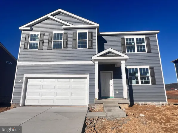 394 Toulouse Ln, Martinsburg, WV 25403
