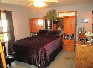 437 Henry St, Mukwonago, WI 53149