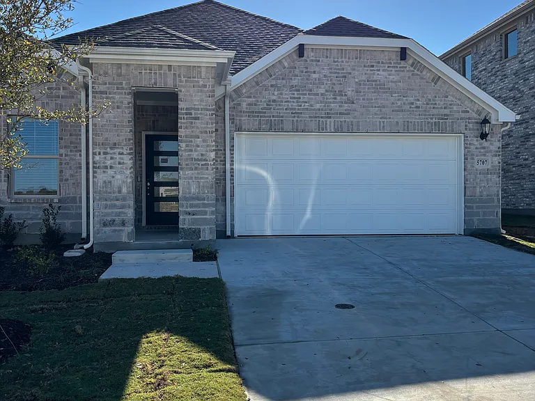 5707 Rushing River Way — Photo 2