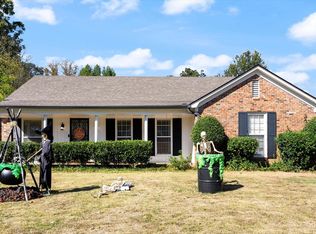 5960 Macleod Dr, Memphis, TN 38119