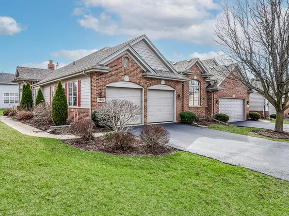 1153 Linden Cir, Beecher, IL 60401