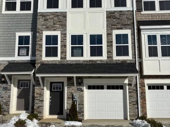 10967 Barnard Pl, White Plains, MD 20695