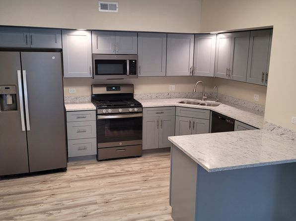 1109 E Division St APT 1B