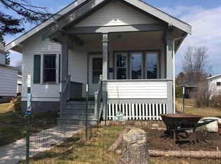 719 10th Ave, Two Harbors, MN 55616