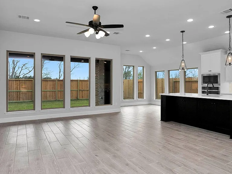 5026 Albany Shores Ln — Photo 6
