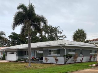 106 19th St, Belleair Beach, FL 33786