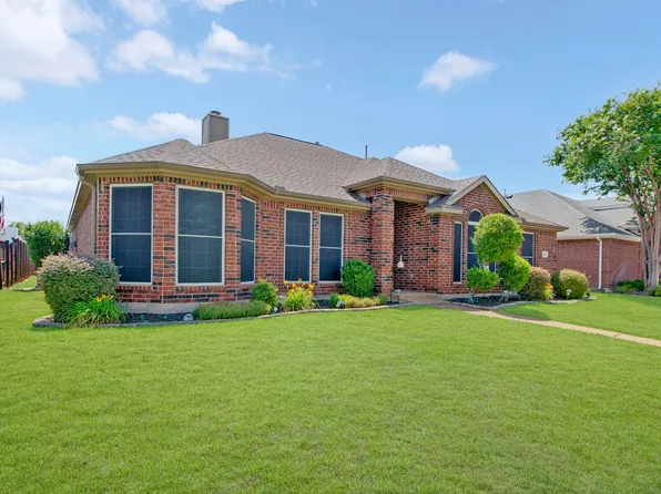 805 Kathryn Dr, Lewisville, TX 75067