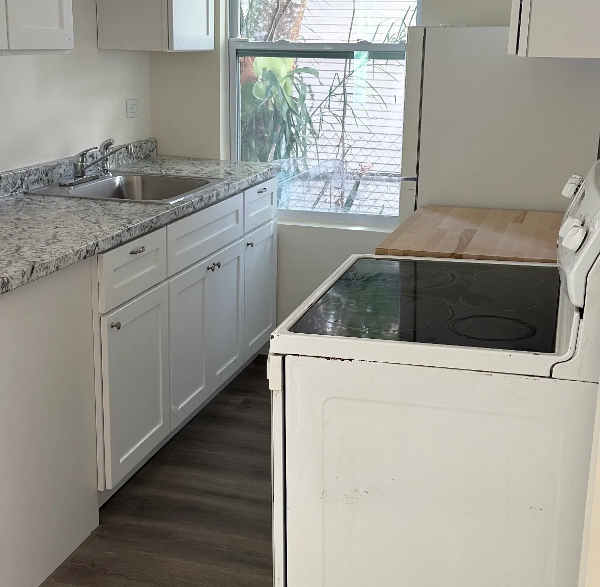 1 bed, 320 sqft, $1,400 — Photo 2