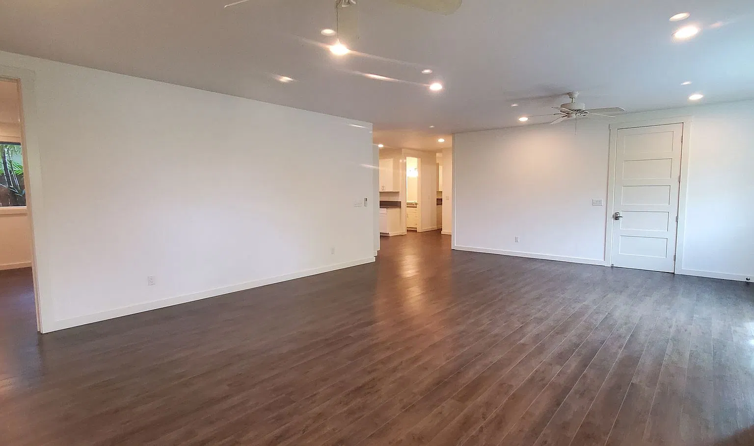Available Now! 3 Bed, 2.5 Bath With 2 Parking In Kailua — Photo 1