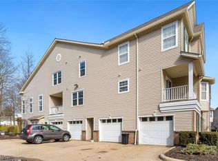 868 Tollis Pkwy #A-l, Broadview Heights, OH