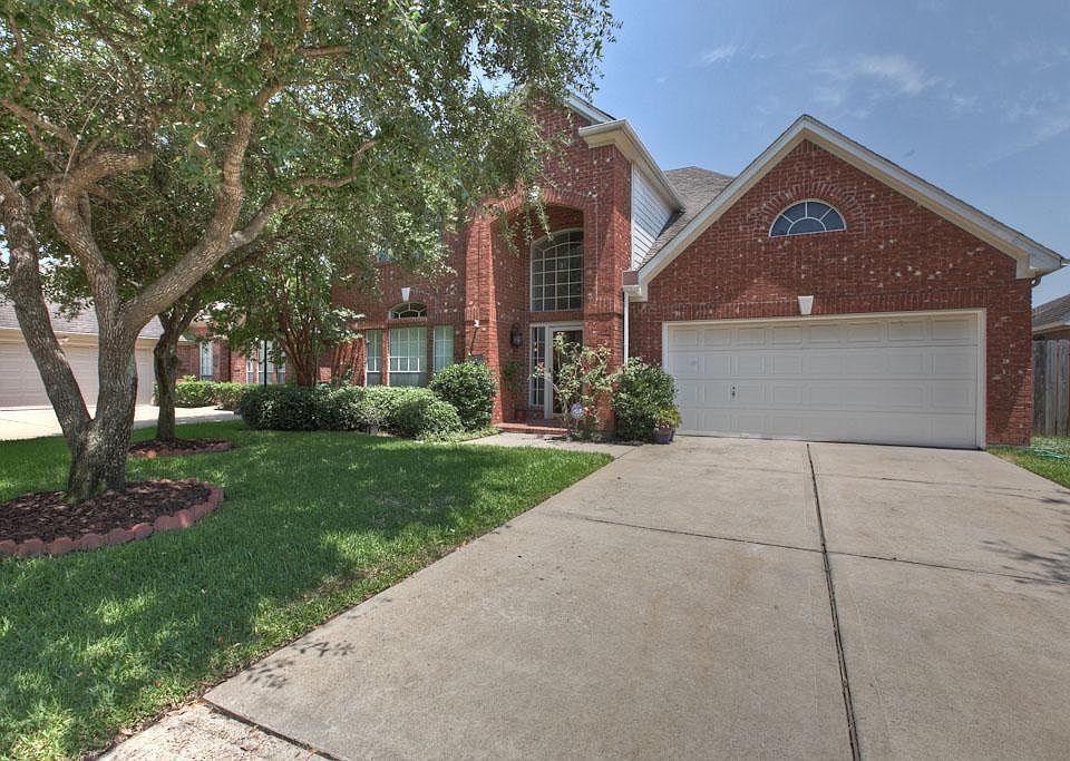 1st image of 12826 Pheasant Lake Ct