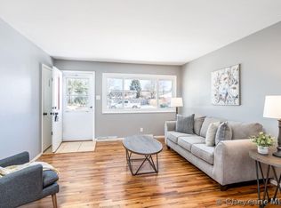 1226 Monroe Ave, Cheyenne, WY 82001