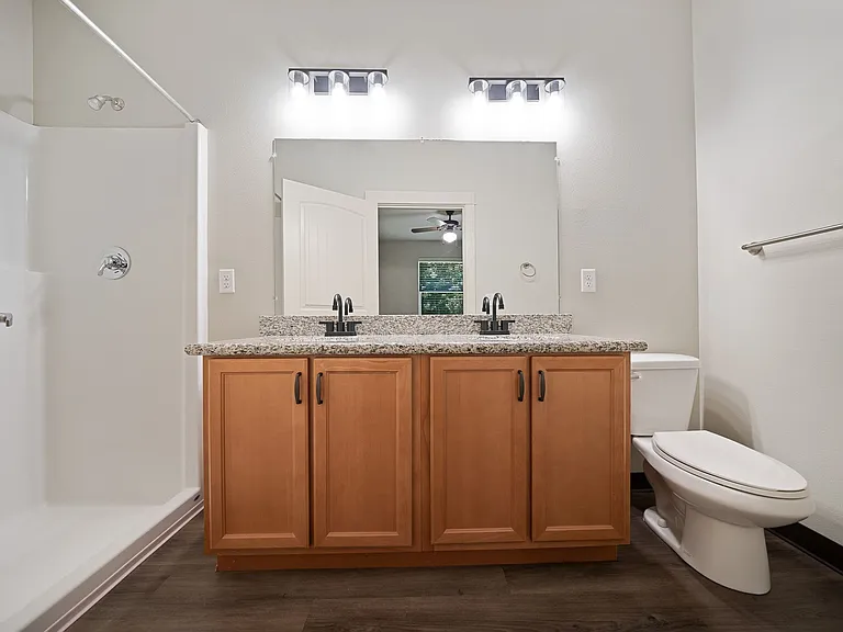 Webster Ridge Apartments — Photo 66