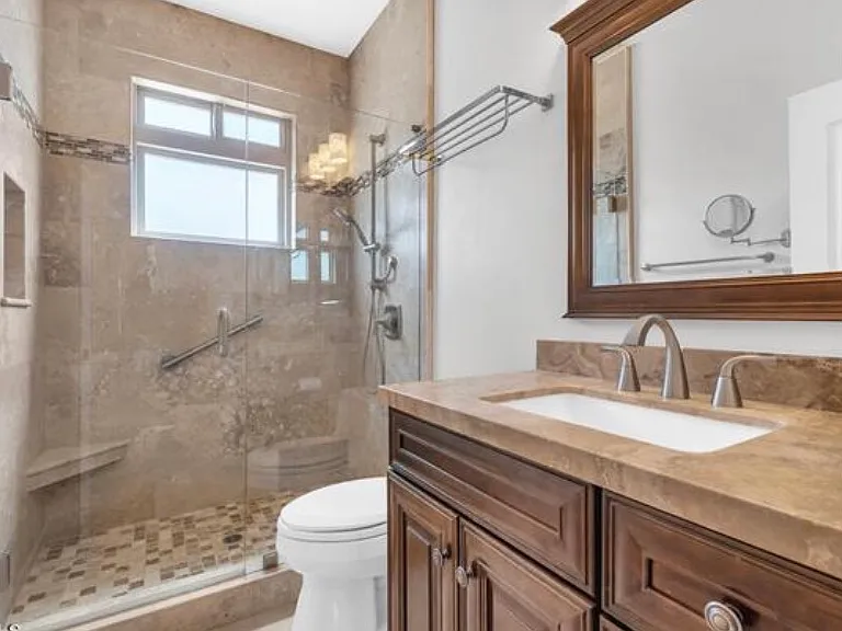 Westhaven Dr — Photo 26