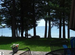 2342 N East Dr, Tawas City, MI 48763