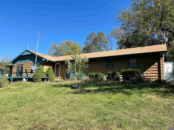 9506 V Rd, Hoyt, KS 66440