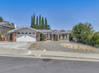 421 Sandstone Dr, Vacaville, CA 95688
