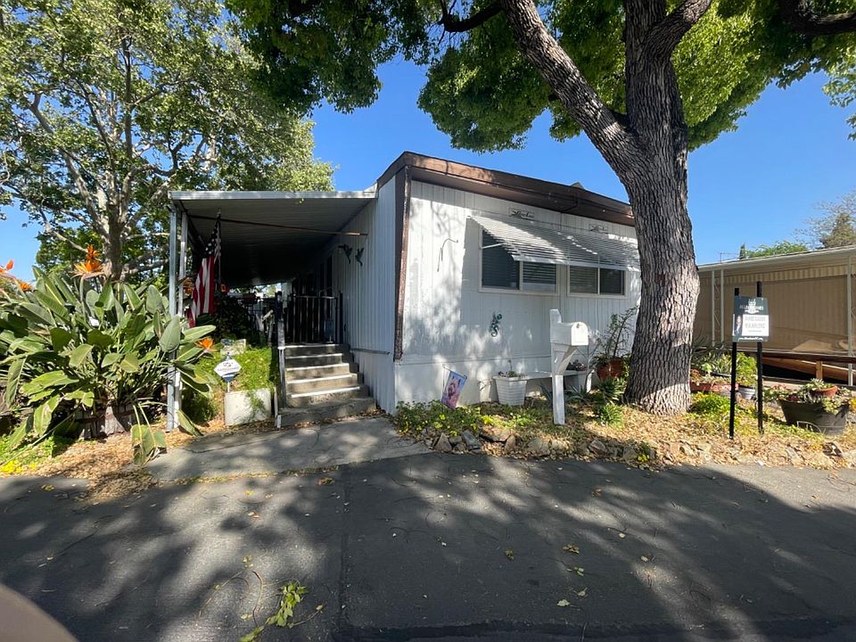 1st image of 5204 Brook Park Ln