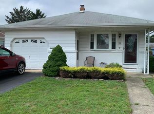 89 Scarborough Pl, Toms River, NJ 08757