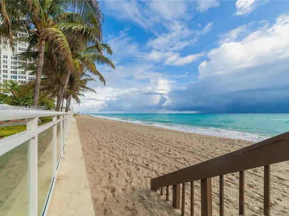 3001 S Ocean Dr, Hollywood, FL