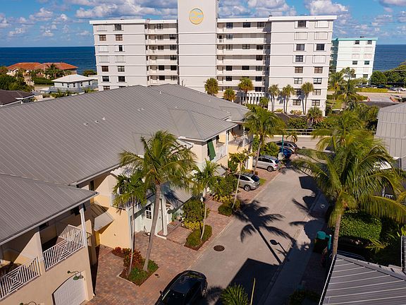 3rd image of 460 Ocean Ridge Way
