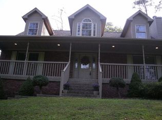 412 Southern Hills Dr, Borden, IN 47106