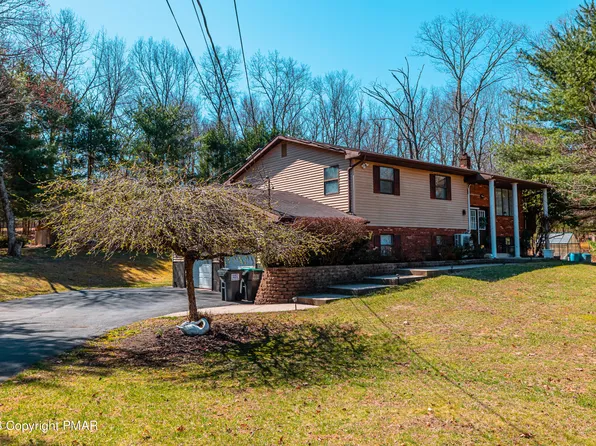 35 Russell Ridge Rd, East Stroudsburg, PA 18302