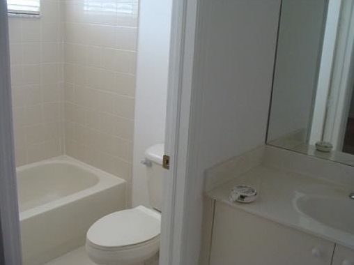 5th image of 4209 NE 22nd Dr
