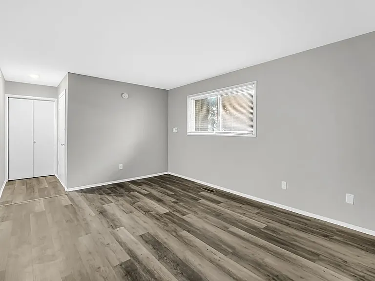 9201 Kennedy Ave #1C — Photo 7