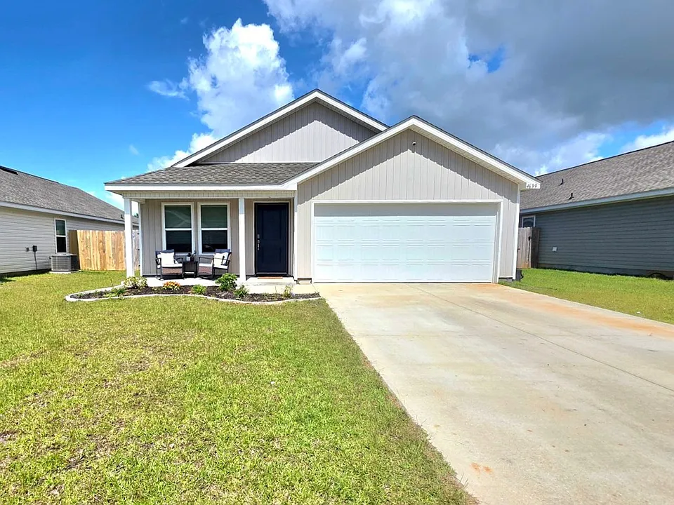 4639 Carlstrom Ln
