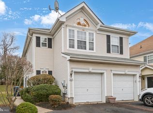 322 Fountayne Ln, Lawrence Township, NJ 08648