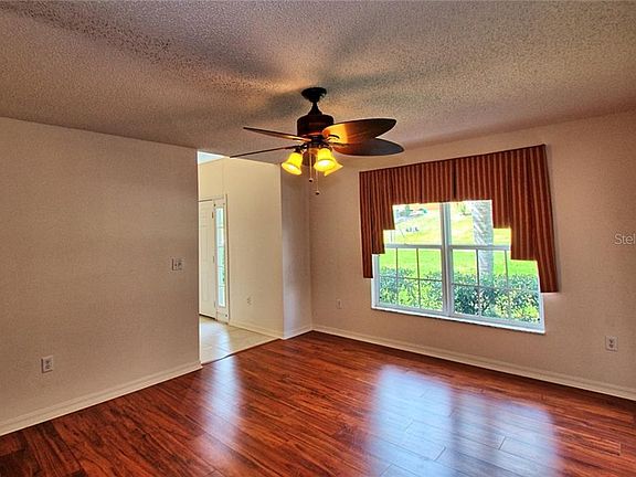 5th image of 9812 Water Fern Cir