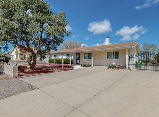 1801 Daybreak Rd SE, Rio Rancho, NM 87124