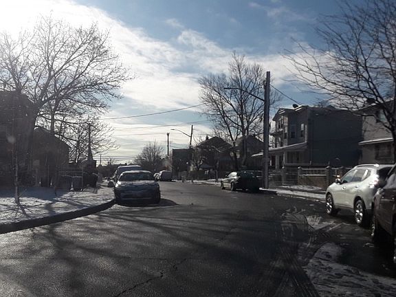 4th image of 10624 173rd St