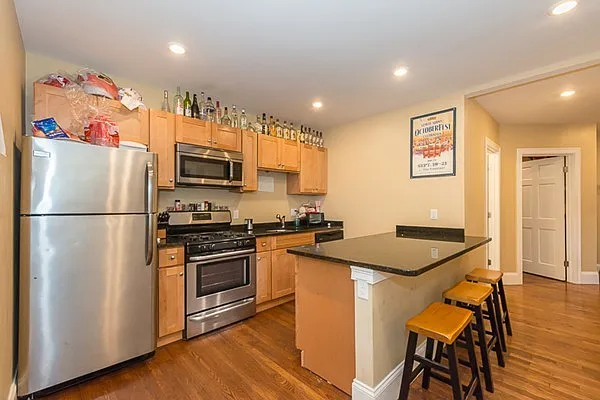 248 Parker Hill Ave — Photo 8