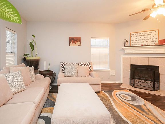 4th image of 18218 Cypress Meade Ln