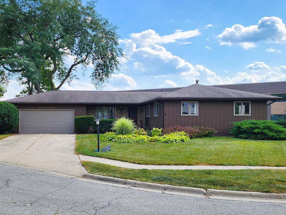 1st image of 2207 McKinley Ct