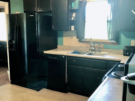 2nd image of 151 Dogwood Dr