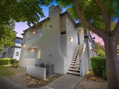5201 Laguna Oaks Drive #18, Elk Grove, CA, 95758