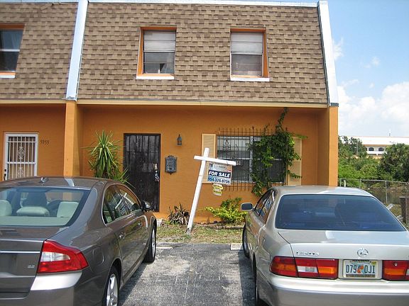 2nd image of 5951 NW 29th St