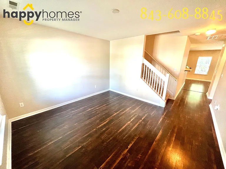 205 Jackson St — Photo 9